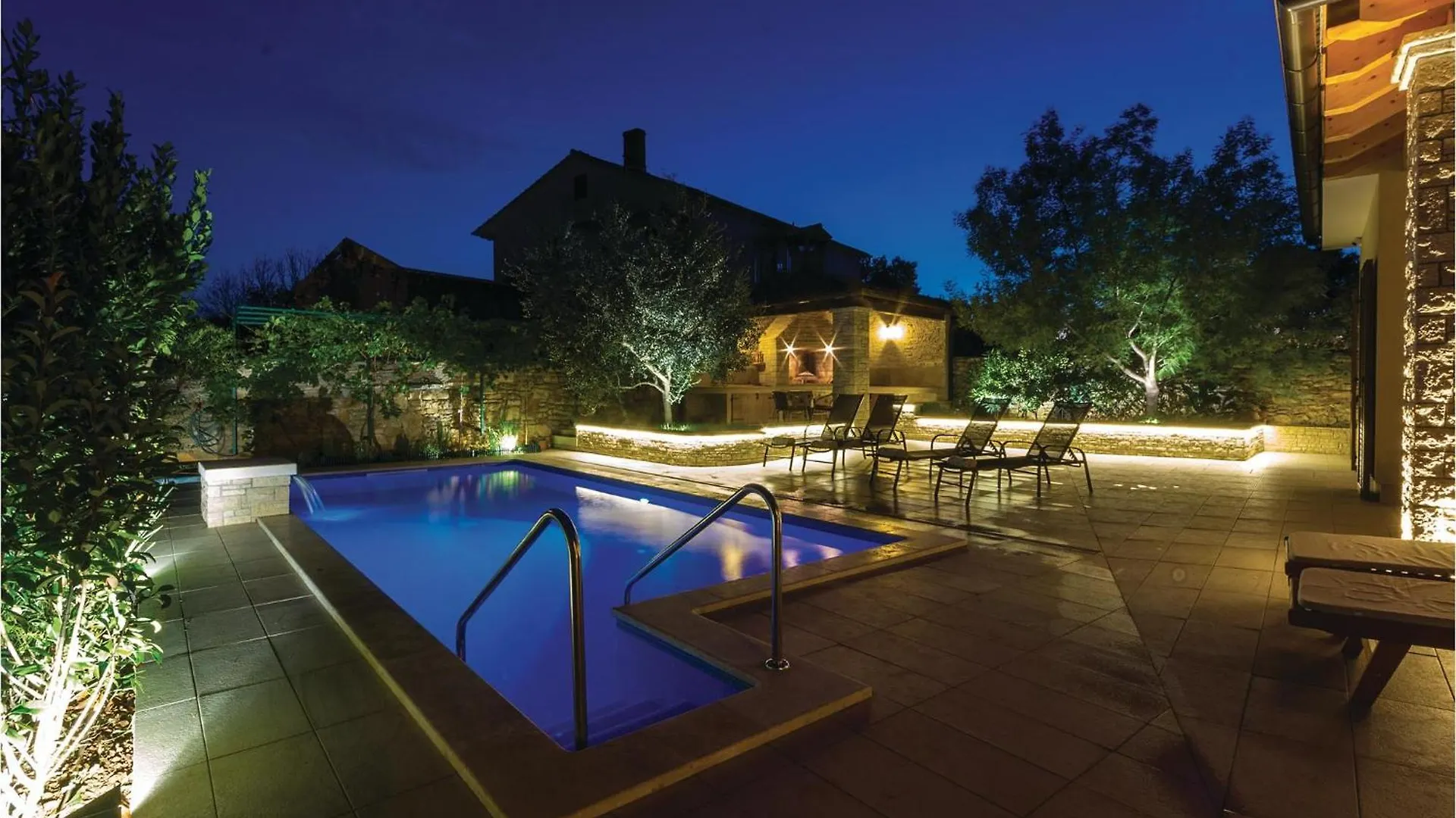 Stunning Home In Sisan With Outdoor Swimming Pool 0*,  Croatia
