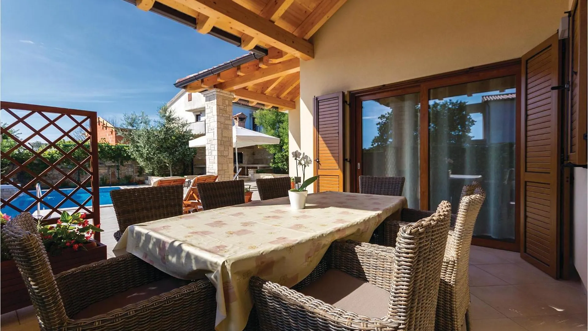 Stunning Home In Sisan With Outdoor Swimming Pool Holiday home